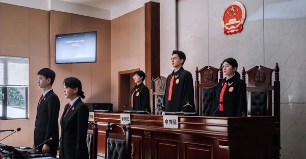 法治案情剧《底线》