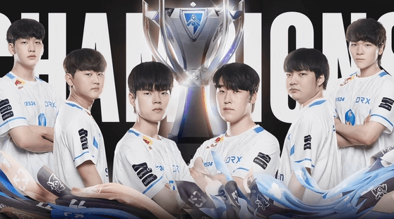 DRX击败T1拿下S12总冠军