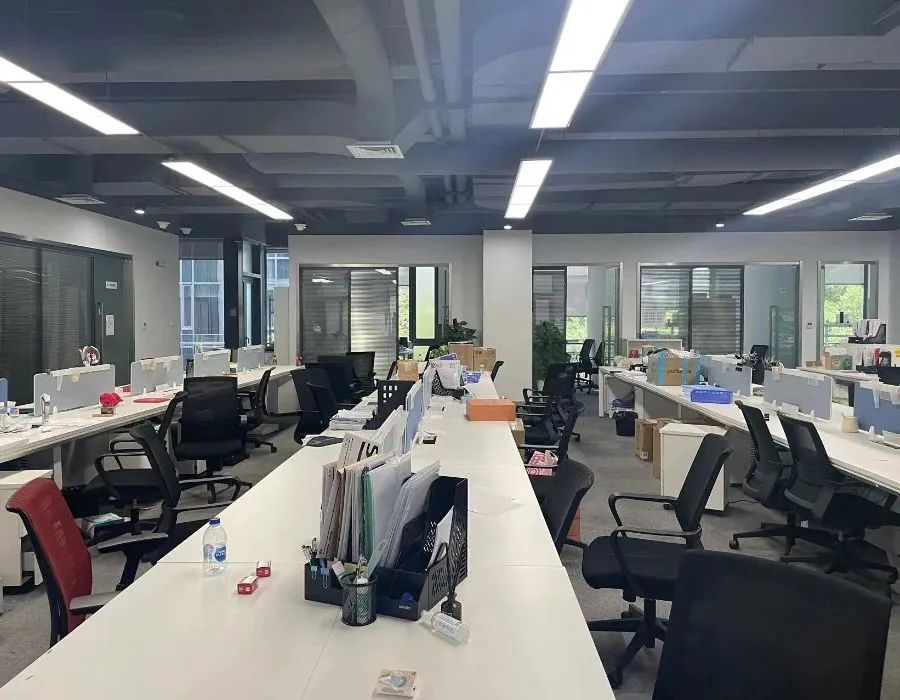 虎头局上海门店大量停业，总部人去楼空！